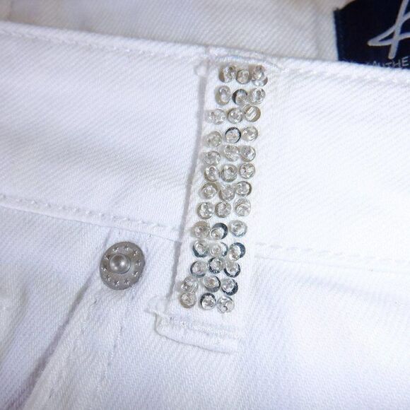 American Idol STAR white jeans shorts NWT - Picture 4 of 4